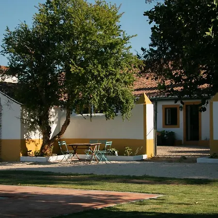 Quinta De Santana Da Varzea *