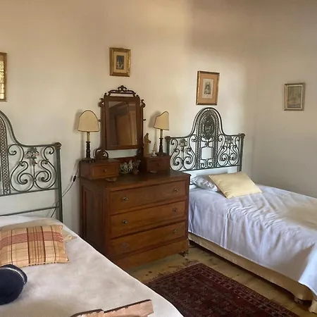 Quinta De Santana Da Varzea * Abrantes